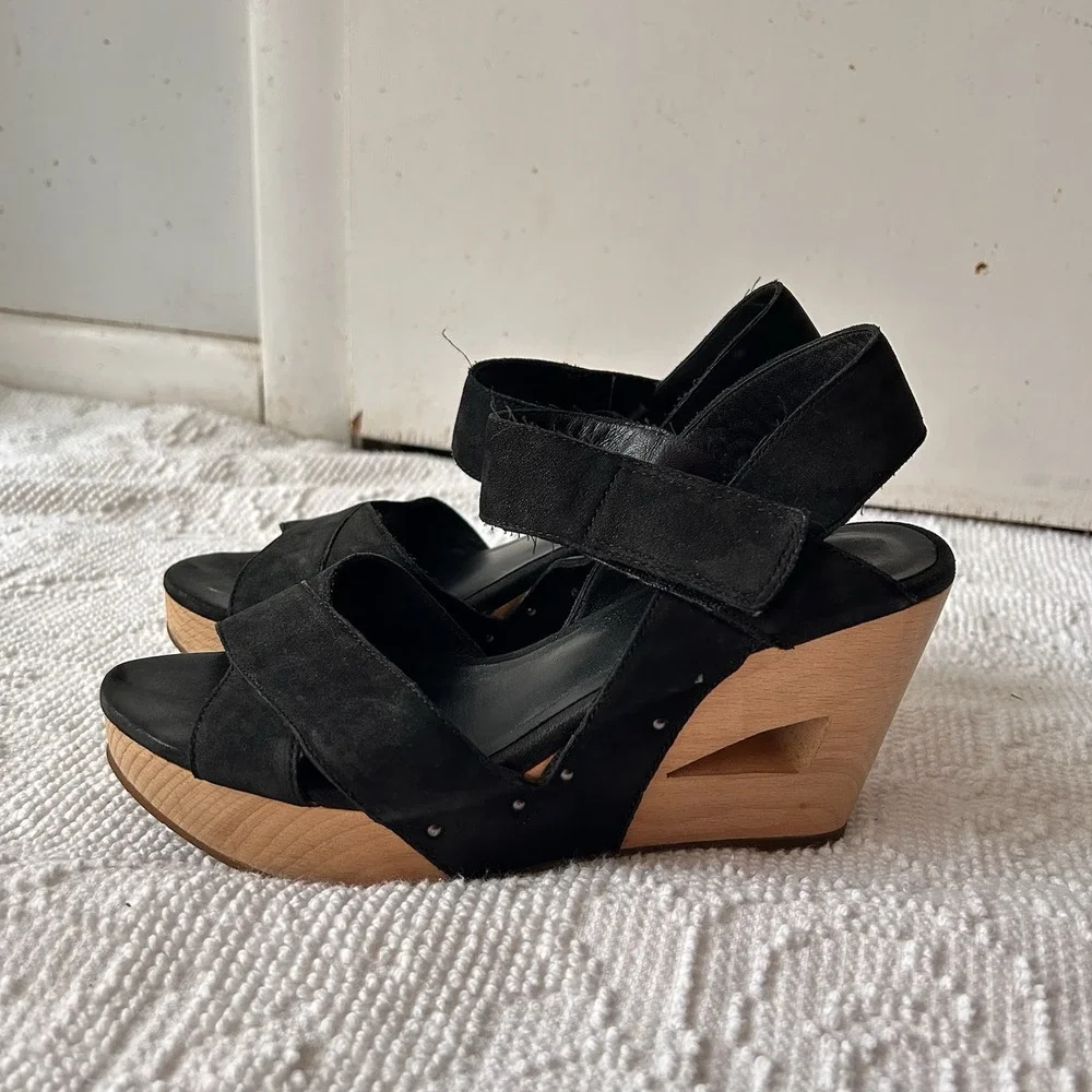 Eileen Fisher Black Suede Wood Platform Cutout Wedge Studded Sandals Size 7‎